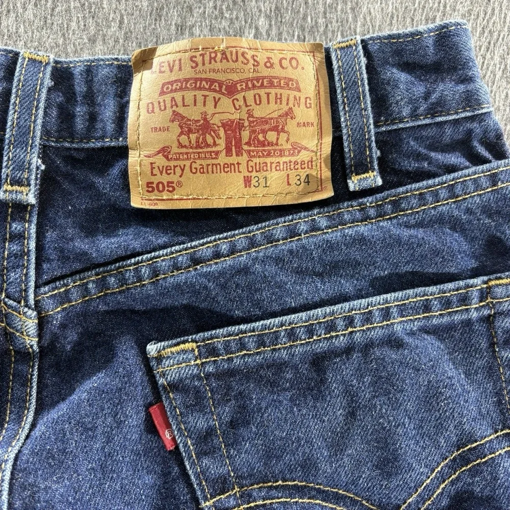 Levi's 505 Jeans Straight Mens 31x34 (30x34) Med Wash Blue Made in USA